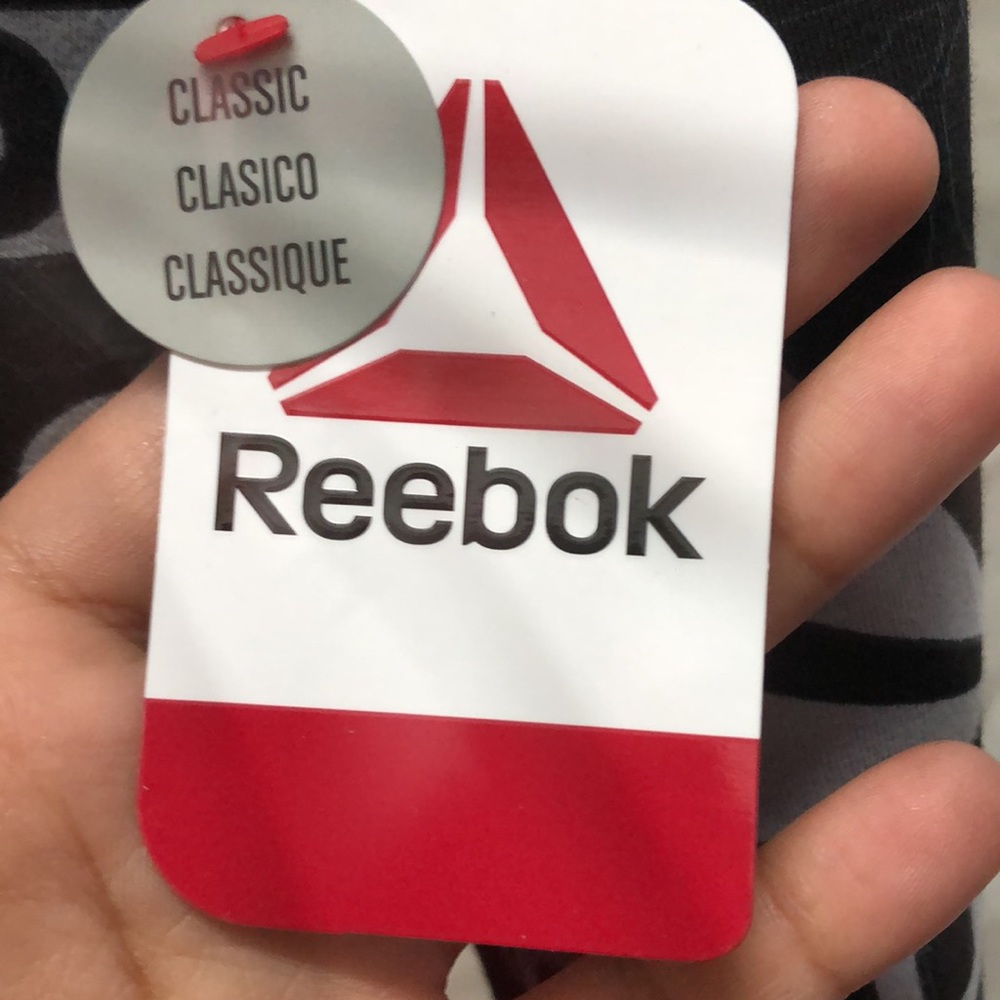 1001 Reebok size Large - Picture 3 of 5
